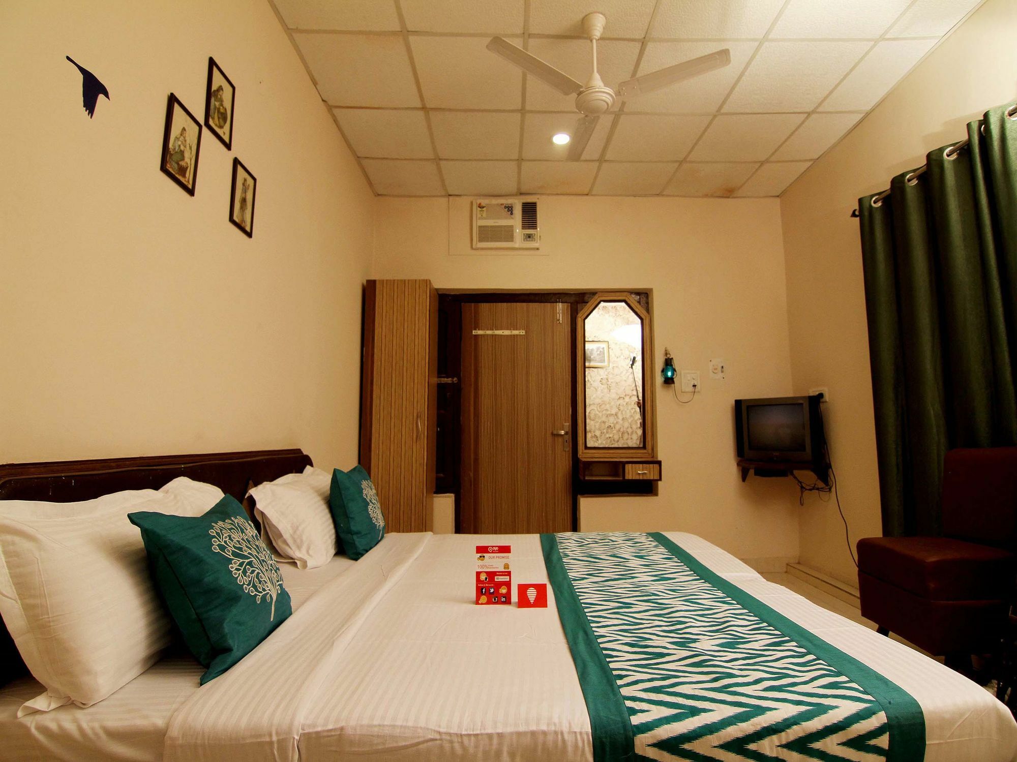 Oyo 3519 Hotel Garden Inn Varanasi Exterior photo